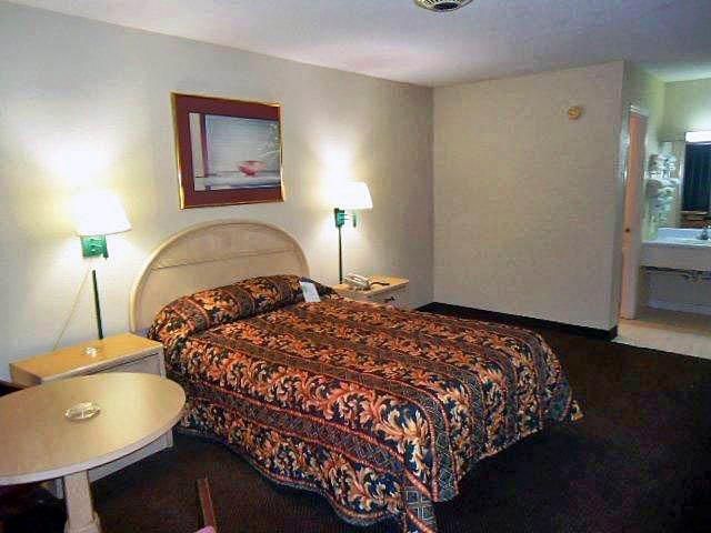 Red Roof Inn St George, Sc St. George Стая снимка
